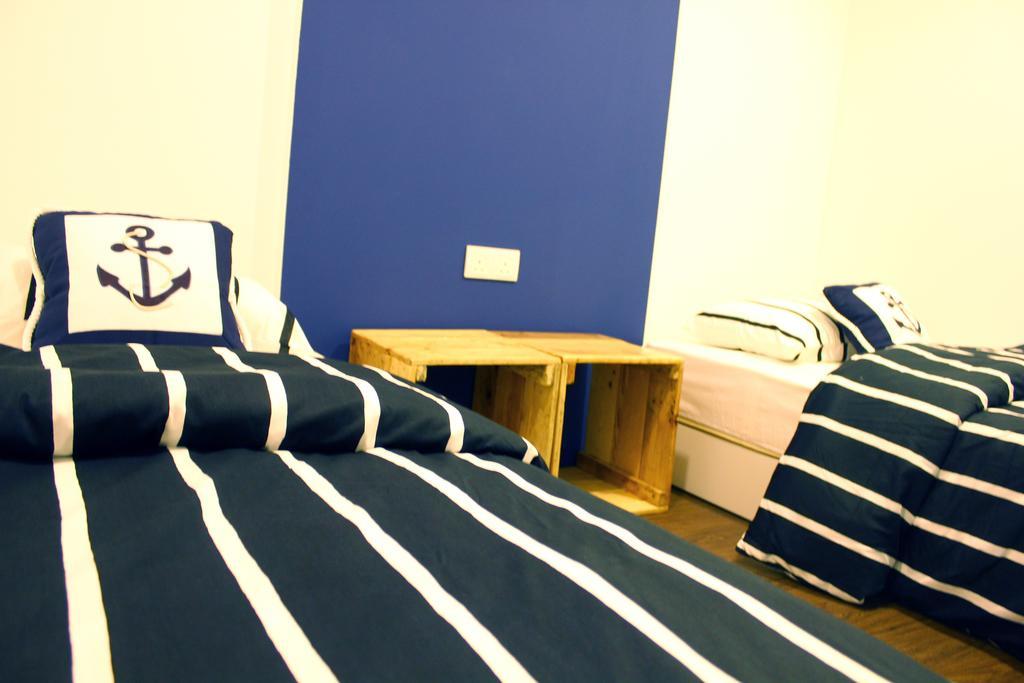 Roof Talk Theme Hostel Johor Bahru Eksteriør billede
