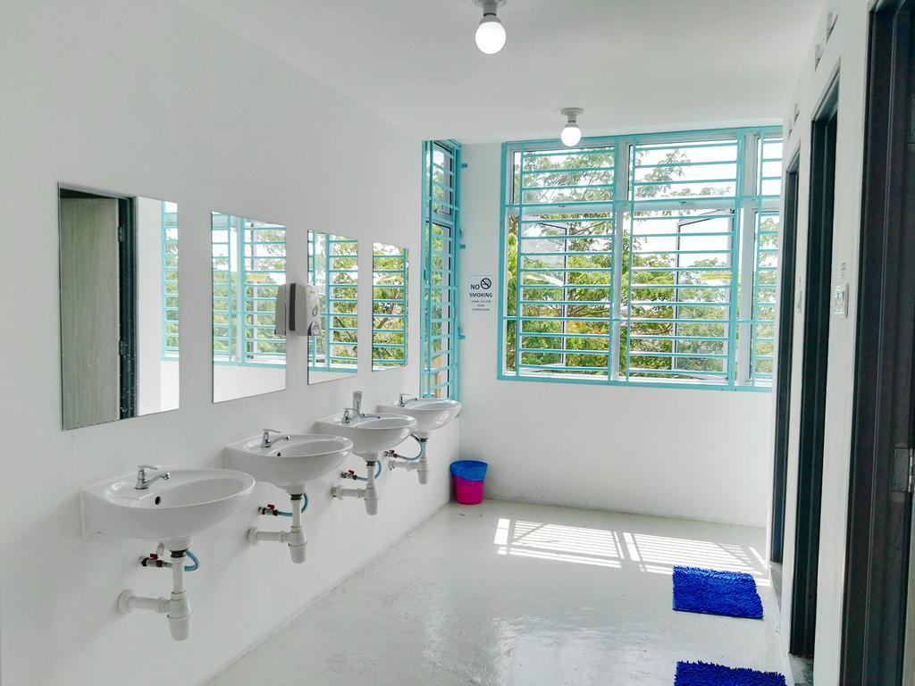 Roof Talk Theme Hostel Johor Bahru Eksteriør billede